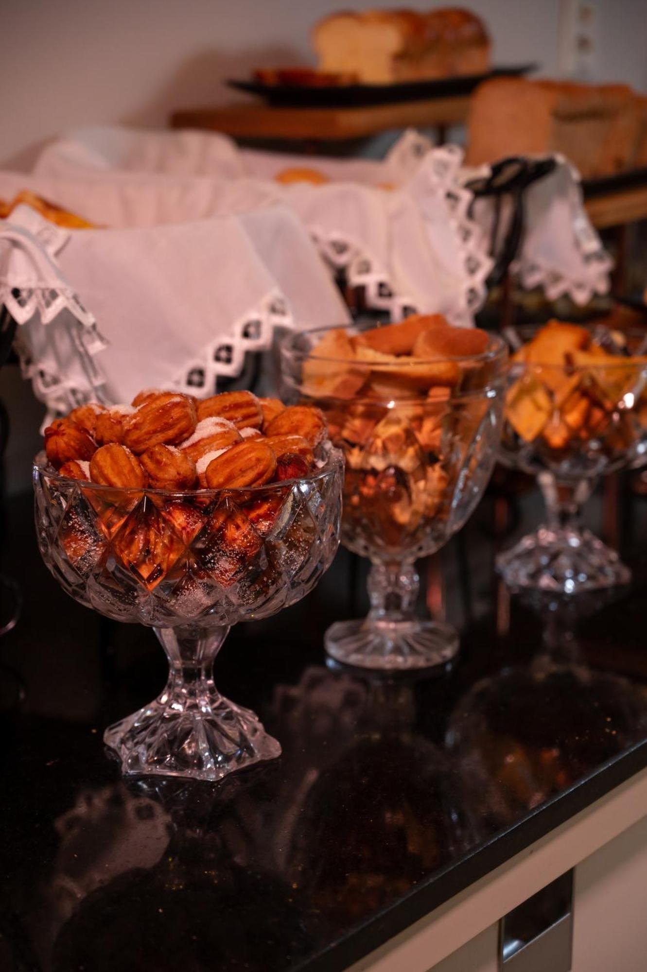 Hotel Inter Cuiaba Exterior foto Dried fruit