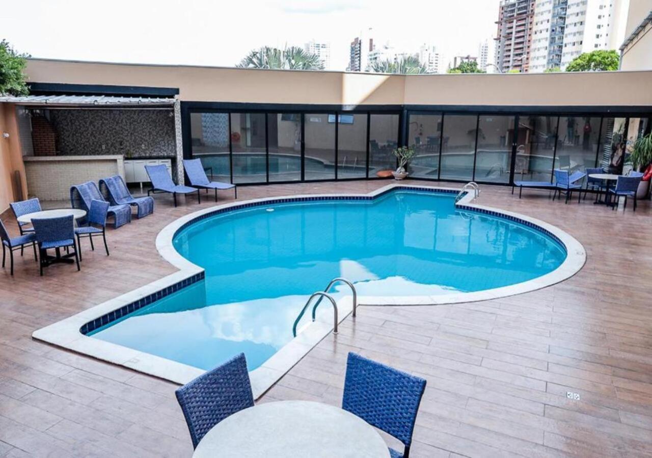 Hotel Inter Cuiaba Exterior foto Swimming pool